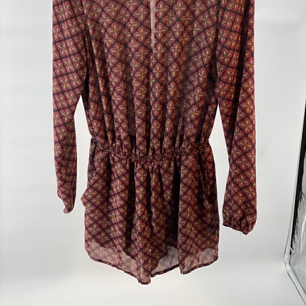 Size small romper - Picture 2 of 4